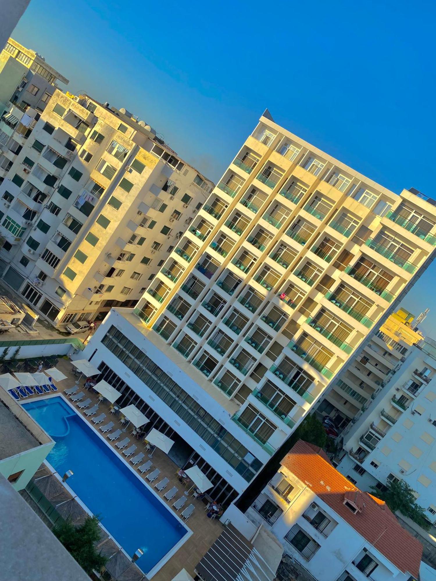 Prestige Apartament Sea View ドゥラス エクステリア 写真